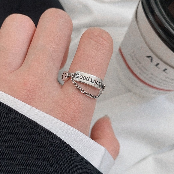 Smiley face ring, silver chain ring, lucky ring, stacking silver ring - Picture 4 of 10